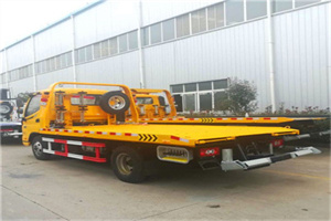 肇州附近拖车救援搭电